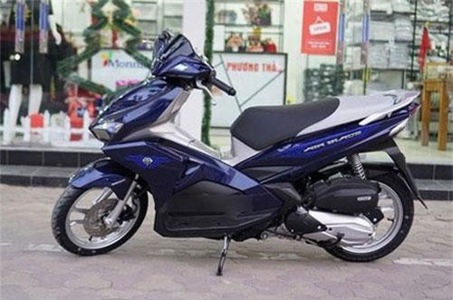 Honda Air Blade 2019 'đội' giá 4 triệu đồng tại đại lý
