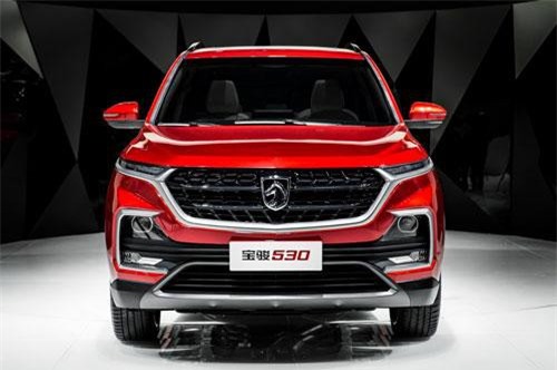 Mẫu SUV 6 chỗ đẹp long lanh ra mắt, giá chỉ 476 triệu đồng