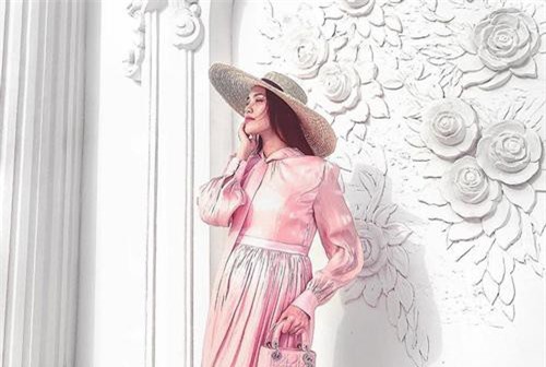 Nhận không ra bà bầu Lan Khuê trong hình ảnh đẹp như 'nàng thơ' dù đã gần đến ngày sinh nở