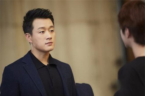 Vừa tuyên bố ly hôn người vợ tào khang để cưới bồ nhí, tôi 'sốc tận óc' khi bất ngờ ghé thăm cô ta