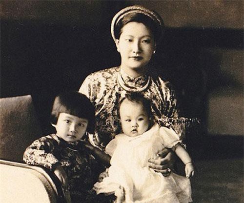 Số phận những người con của Nam Phương hoàng hậu