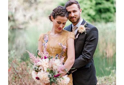 'Băng đảng' gấu mèo xuất hiện chớp nhoáng 'troll' cô dâu chú rể