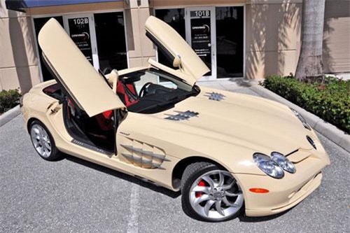 Mercedes SLR McLaren Roadster sau 10 năm vẫn hơn 9 tỷ đồng