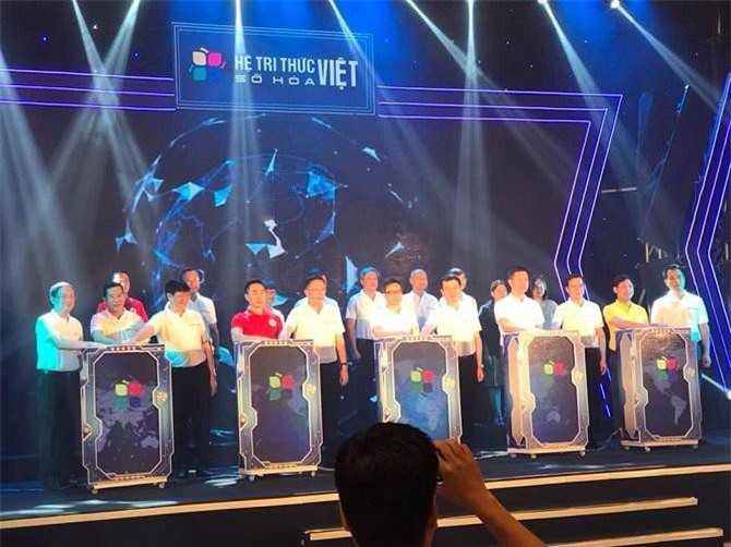 Ra mắt nền tảng bản đồ số Vmap và hệ thống thông tin nhân đạo iNhandao