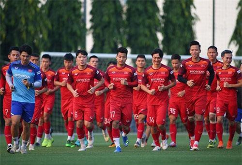 Xuân Trường đứt dây chằng, nghỉ thi đấu 9 tháng