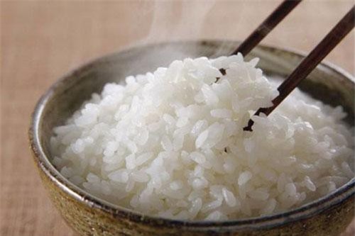 Bỏ thứ này vào nấu cơm: Bạn sẽ có một nồi cơm thơm dẻo, đậm vị giàu dinh dưỡng không ai sánh bằng