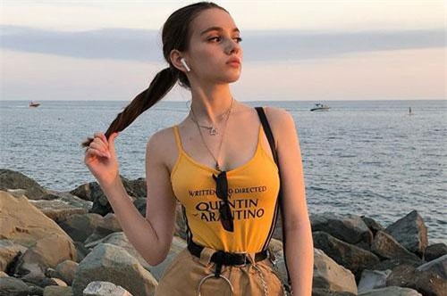 CLIP: Cư dân mạng 'náo loạn' vì người đẹp 10x