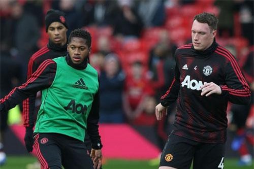 Đội hình tệ nhất thế giới năm 2019: Phil Jones, Fred, Sanchez góp mặt