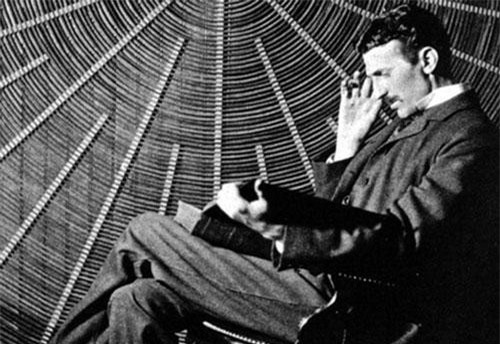 'Nhà bác học điên' từng tuyên bố tạo ra vũ khí hủy diệt