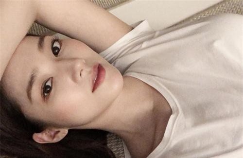 'Tình cũ Lee Min Ho' Park Min Young tự tin khoe nhan sắc trẻ trung sau khi bị chê lộ dấu hiệu lão hóa