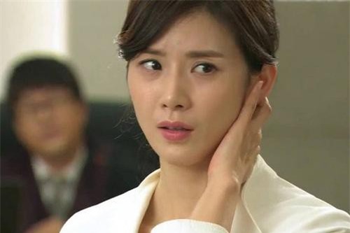 Tối nào chồng cũng nấu cơm cho vợ mang đi làm, tôi cứ nghĩ là sướng cho tới khi phát hiện sự thật vào bữa trưa nọ