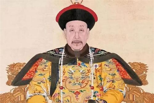 Trở về sau chuyến vi hành, Càn Long vội vã thoái vị vì 1 lời tiên đoán của thầy tướng số