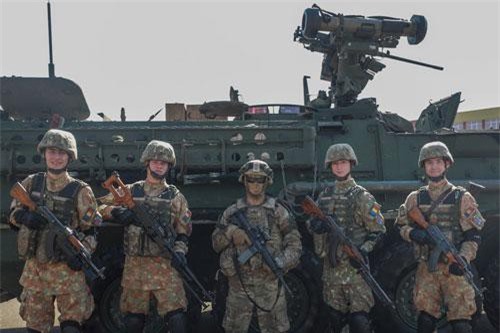 Ảnh hiếm về hỏa lực chống hạm nâng cấp trên xe thiết giáp Stryker