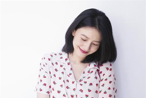 Bất ngờ với hình ảnh Cao Viên Viên cùng con gái đầu lòng lộ diện sau khi sinh