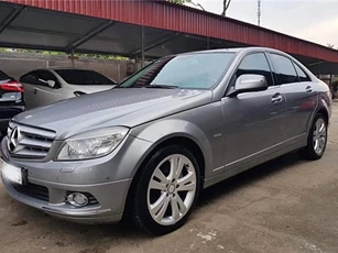 Mercedes-Benz C200 cũ ở Hà Nội, giá ngang Hyundai Grand i10, Vinfast Fadil