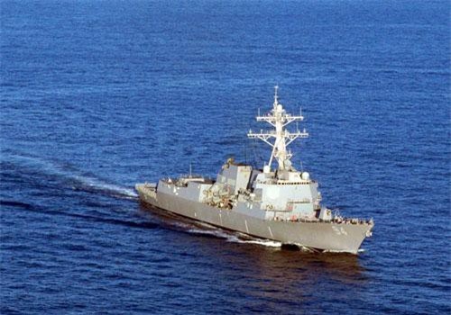 Sức mạnh siêu khu trục hạm Mỹ cùng tên lửa hủy diệt đe dọa Iran