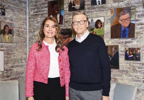 Vợ chồng tỷ phú Bill và Melinda Gates: Bất kể sinh ra ở đâu, cuộc đời sẽ 'nặng tay' hơn với bạn vì bạn là phái nữ!