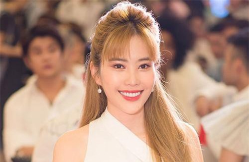 Vừa phát ngôn sốc về Sơn Tùng, Nam Em lại tiết lộ gia thế của bạn trai bí mật