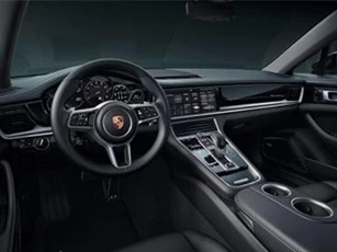 2019 Porsche Panamera 10 Years Edition sở hữu vẻ đẹp ma mị khó cưỡng
