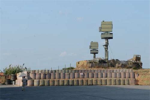 Đối phó UAV tấn công, Nga điều gấp 'mắt thần' cho S-400 đến Syria