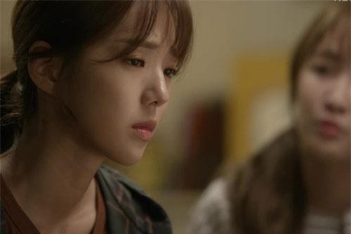 Gặp lại bạn thân sau nhiều năm xa cách, tôi ngã quỵ trước bí mật động trời của chồng mình và cô ấy