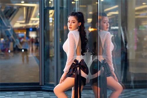 Ngân 98 'lột xác' khó tin sau tuyên bố 'sốc'