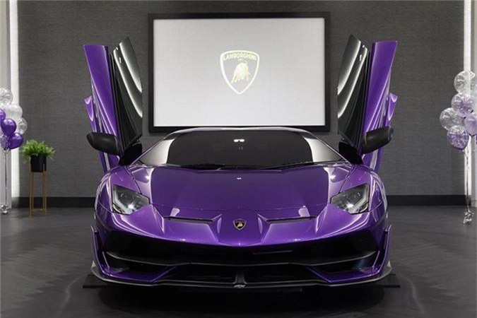 Siêu xe Lamborghini Aventador SVJ hàng hiếm 'gây sốt' tại Thái Lan