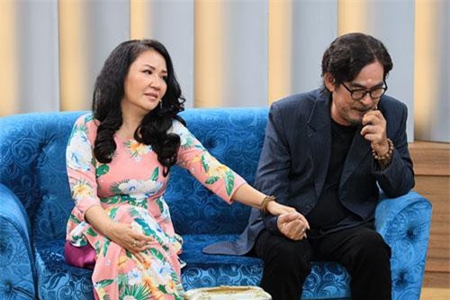 Chồng nữ diễn viên 'Về nhà đi con' ước kiếp sau là đại gia để lo cho vợ