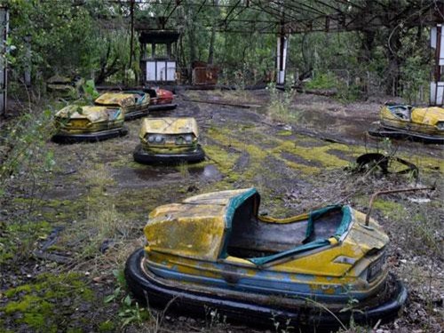 Đột nhập công trình xa xỉ bị bỏ hoang trên thế giới