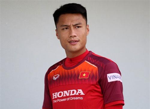 Rõ lý do khiến Mạc Hồng Quân bị loại khỏi ĐT Việt Nam
