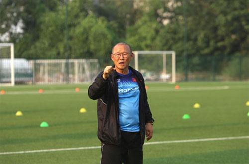 Báo Malaysia: 'Thật khó để đánh bại ĐT Việt Nam tại Hà Nội'