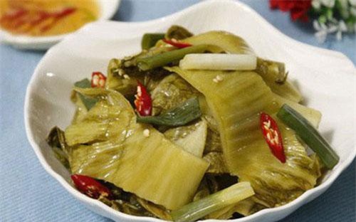 Cách loại bỏ hoàn toàn độc tố trong dưa muối đơn giản nhất, 90% chị em chưa biết