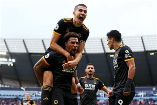 Địa chấn tại Etihad, Man City gục ngã trước Wolverhampton