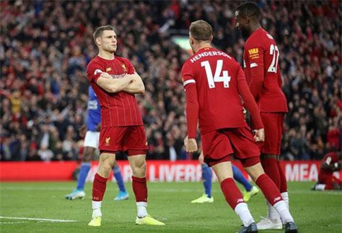 Kết quả, BXH Ngoại hạng Anh vòng 8: Liverpool duy trì mạch toàn thắng, Tottenham thất bại