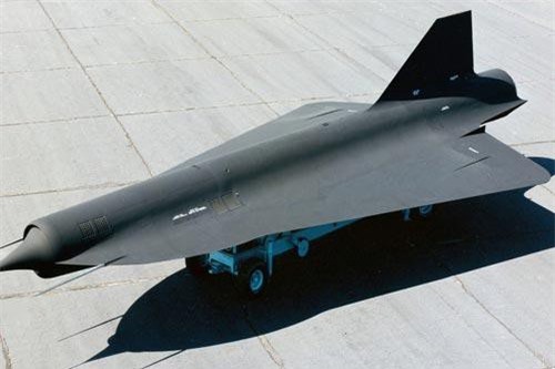 Mỹ cho máy bay 'tự hủy' thăm dò Trung Quốc nhưng bất thành