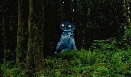 Những quái vật lòng hồ ghê rợn nhất thế giới