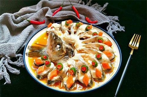 Đi ăn nhà hàng chớ dại gì mà gọi 5 món này kẻo mất tiền mua bệnh vào người, lợi bất cập hại