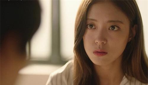 Gia đình chồng bỗng dưng mua nhà đứng tên vợ, chưa kịp mừng thì đã phát hiện bí mật rụng rời