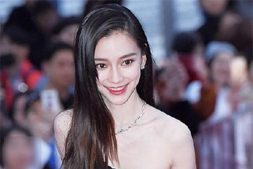 Giới truyền thông Hàn Quốc trầm trồ trước nhan sắc đẹp không tì vết của Angelababy, dù là qua những hình chưa chỉnh sửa