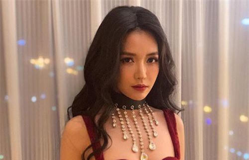 Khoe ảnh xinh hết nấc, Bích Phương để lộ bằng chứng photoshop quá đà