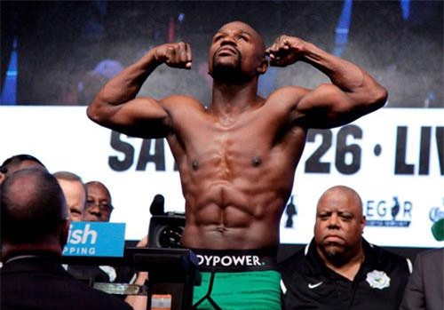 Mayweather vỗ ngực xưng vua, Mike Tyson đáp trả cực gắt