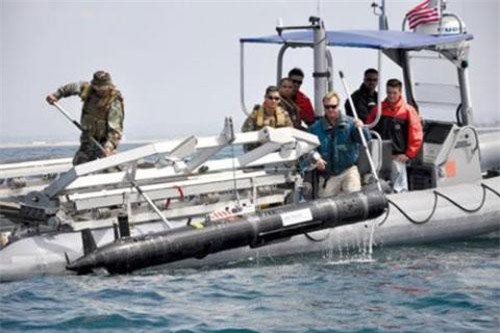 Mỹ trang bị UUV lặn sâu 6km tóm tàu ngầm đối phương
