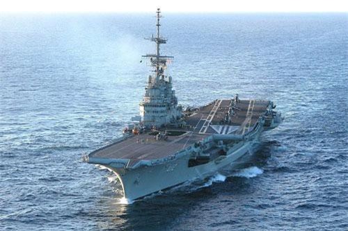 Thanh lý tàu sân bay khủng giá 'bèo', Bộ quốc phòng Brazil gây sốc