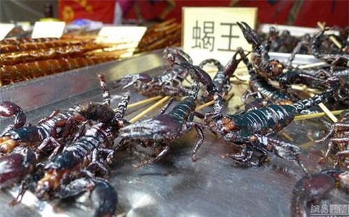 8 món ăn đường phố thách thức sự can đảm của thực khách