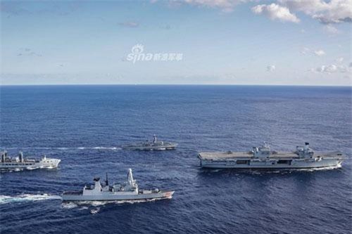 Cận cảnh đội tàu Queen Elizabeth lần đầu vượt Đại Tây Dương trực chiến