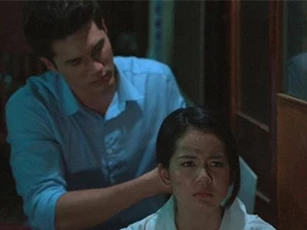 Hàng đêm, tôi khóc đẫm gối khi nghe tiếng chồng mở cửa bước vào phòng, nghĩ đến những mâm cơm cữ đầy ắp tôm thịt mà đau lòng