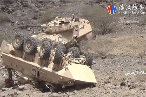 Phiến quân Houthi phục kích dữ dội, thiết giáp LAV của Saudi Arabia tan nát