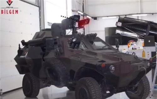 Toát mồ hôi trước vũ khí laser xuyên thủng xe thiết giáp Thổ Nhĩ Kỳ