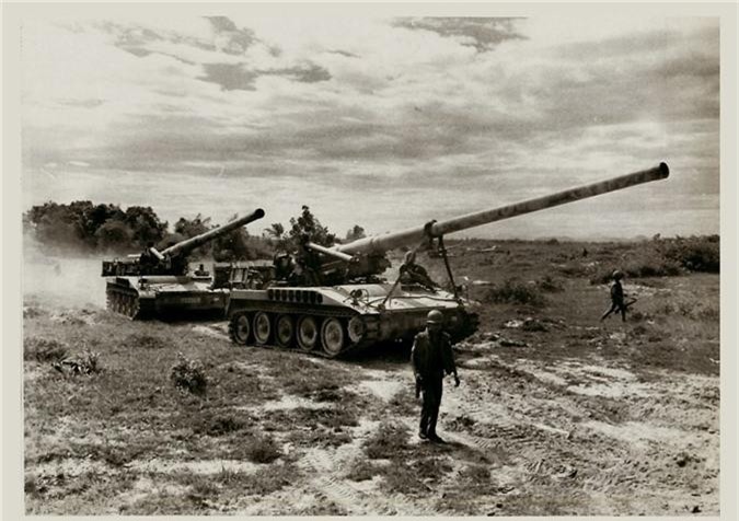 Vì sao pháo M107 "vua chiến trường" Việt Nam phải thay nòng liên tục? - Hình 11 Vi sao phao M107