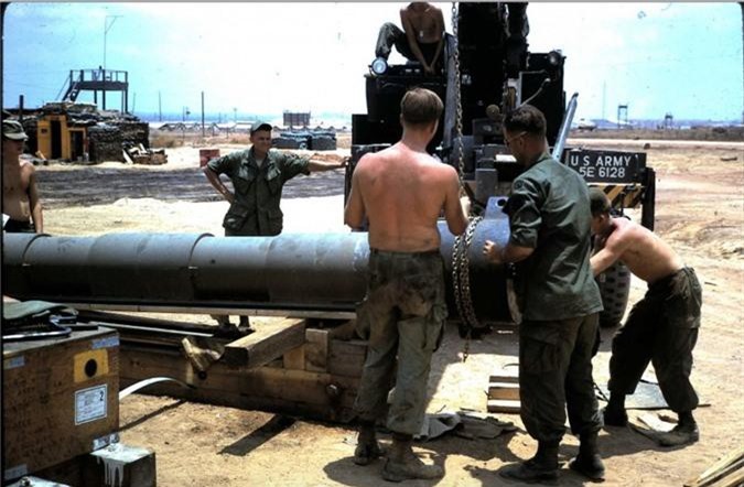 Vì sao pháo M107 "vua chiến trường" Việt Nam phải thay nòng liên tục? - Hình 4 Vi sao phao M107